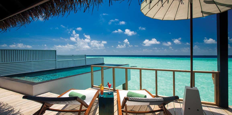 房型内部设施图片参考，如无边泳池与电视及音响， 季风水上泳池别墅-Wind Villa With Pool maldievs(奥臻岛 OZEN by Atmosphere) 